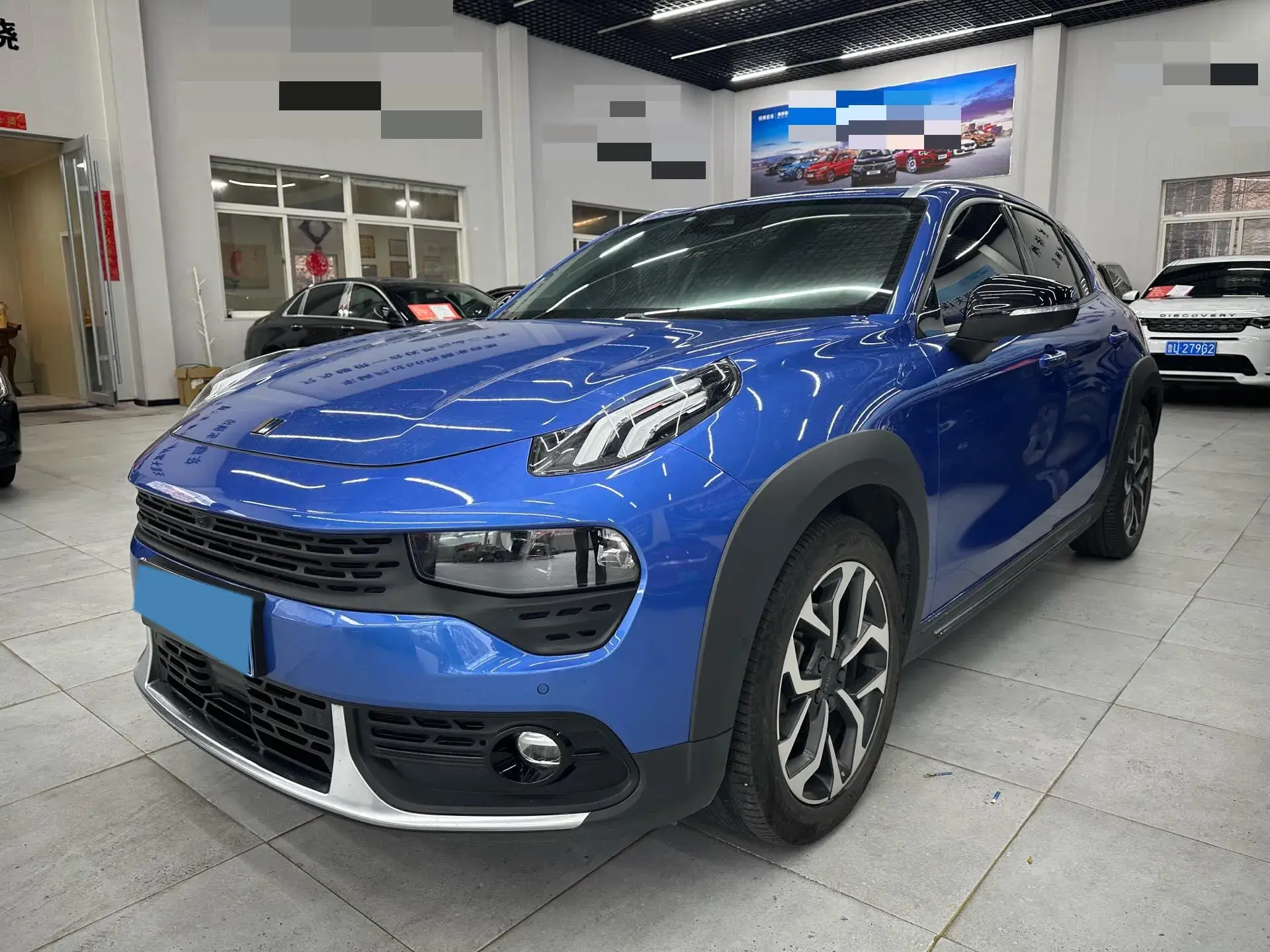 2018 LYNK&CO 02 view 1