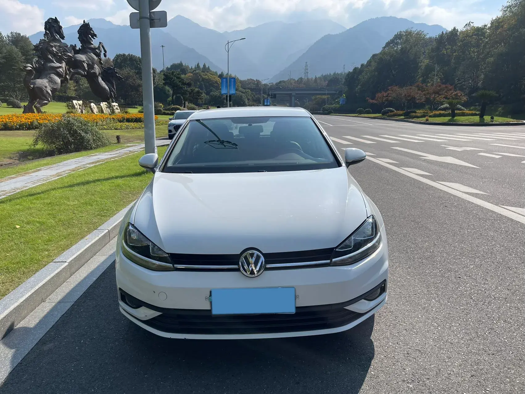 2018 VOLKSWAGEN GOLF thumbnail 2