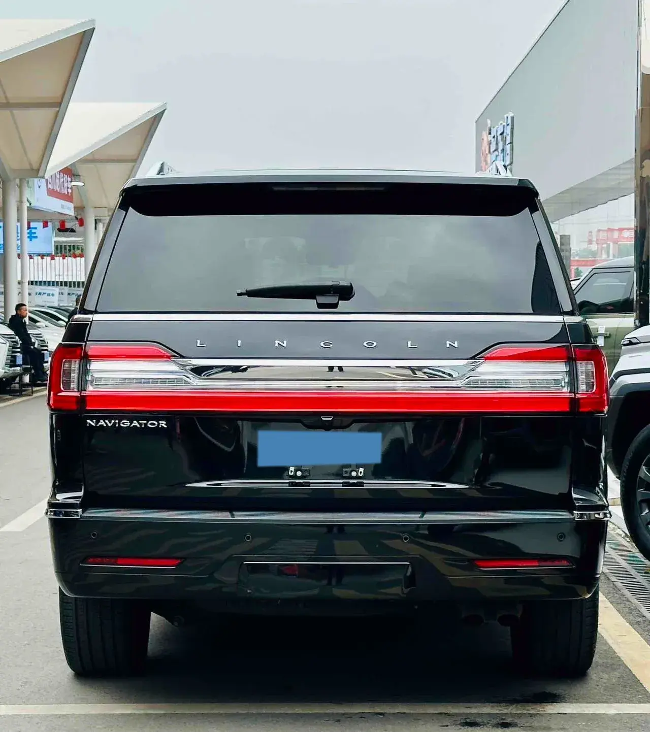 2020 LINCOLN NAVIGATOR thumbnail 3