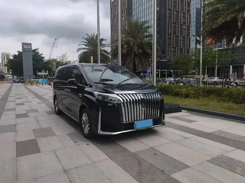 2024 Voyah ZhuiGuang 1.5T 136HP L4 PHEV 43KWH,autocango,china used car exporter,china ev exporter,chinese used car exporter,chinese used ev exporter
