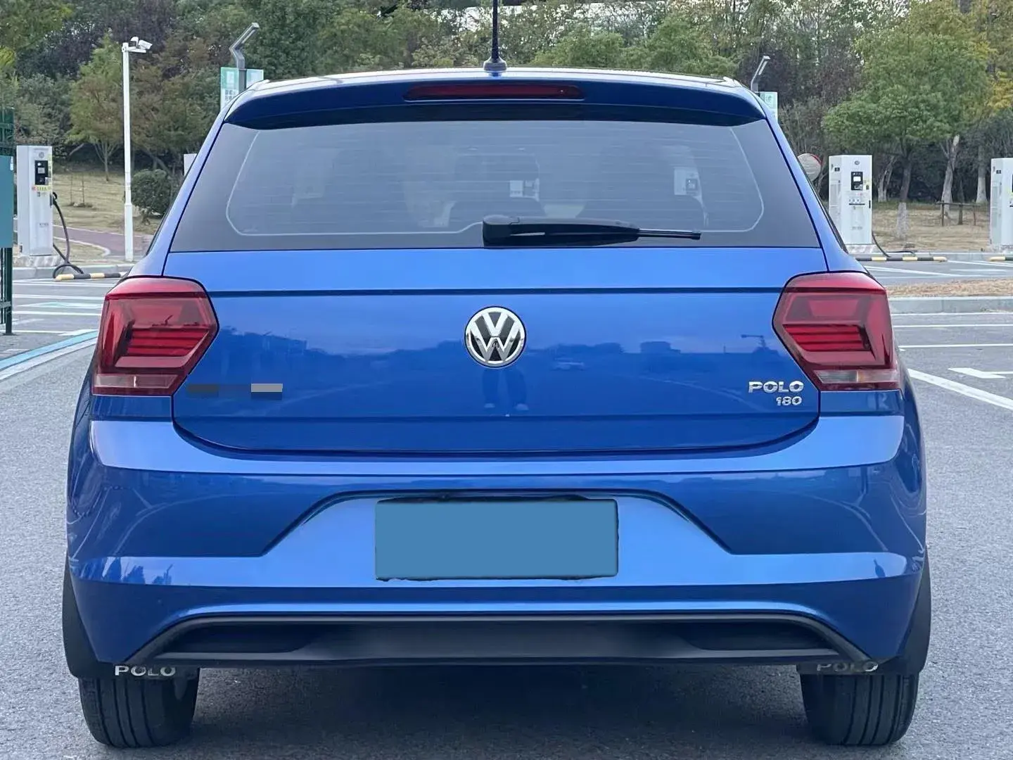 2019 VOLKSWAGEN POLO thumbnail 4