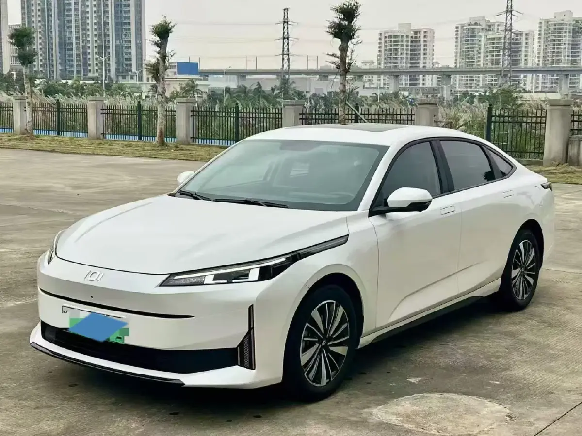 2025 ChangAn QiYuan A05 1.5L 98HP L4 E-CVT PHEV 9.07KWH