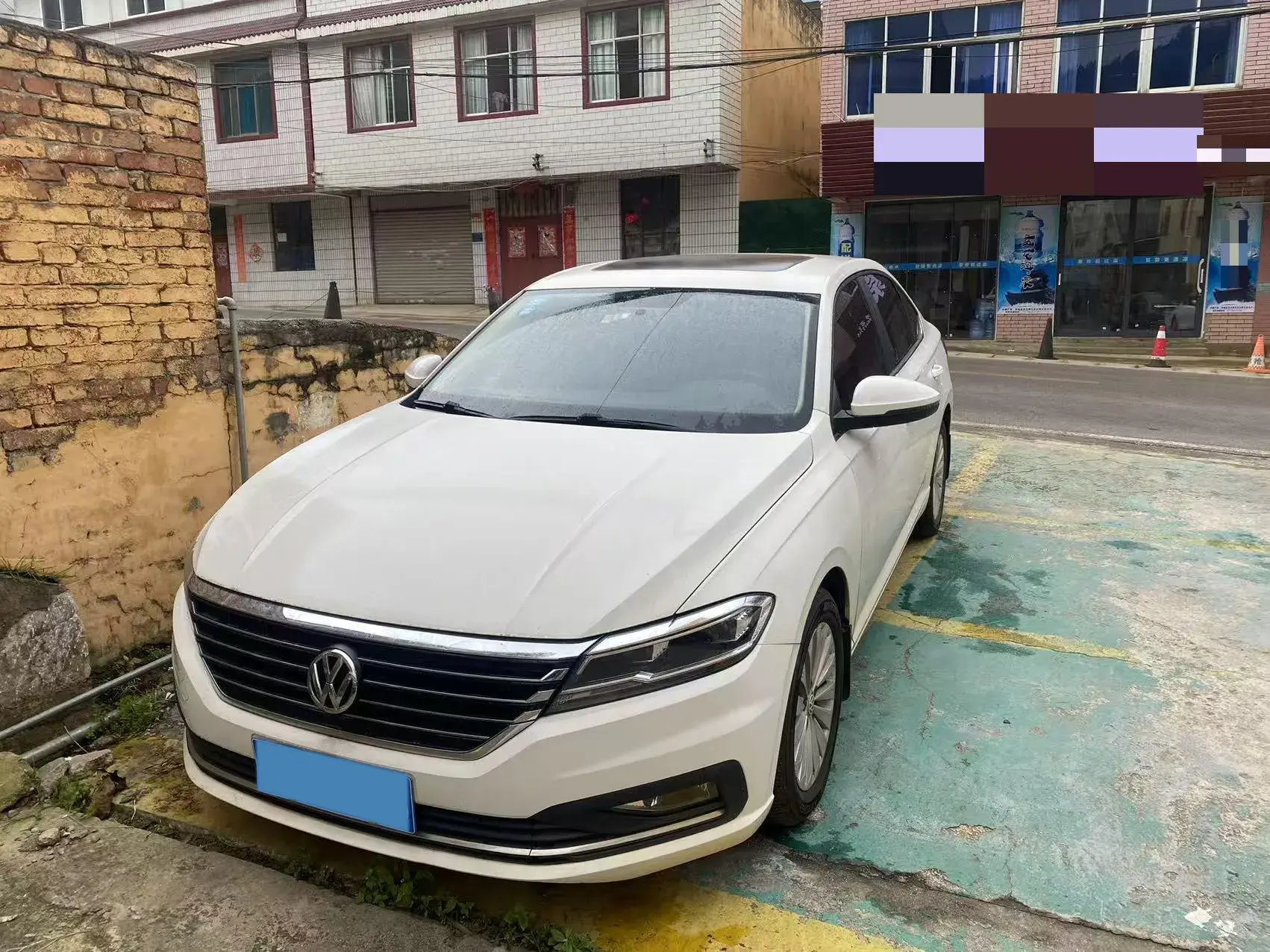 2018 VOLKSWAGEN LAVIDA view 1