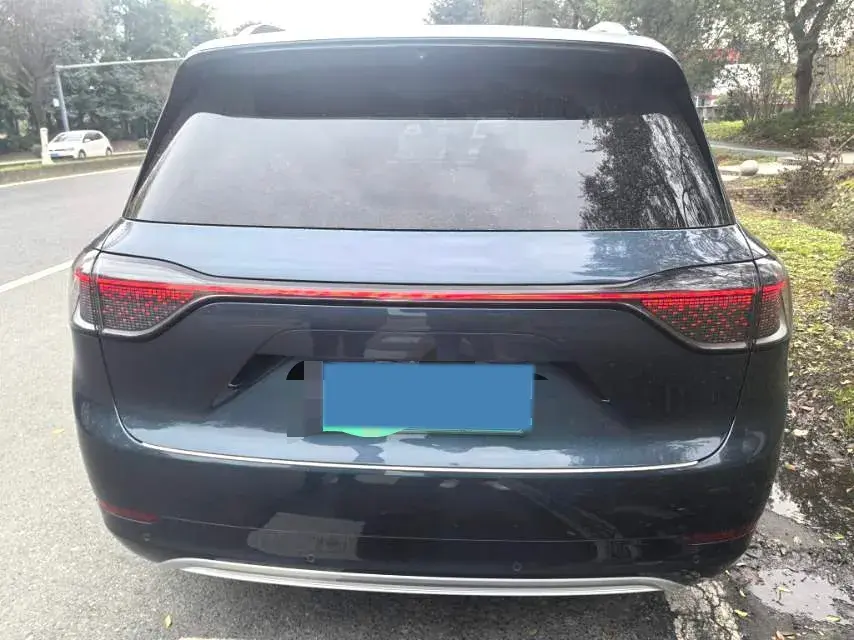 2024 AITO AITO thumbnail 3