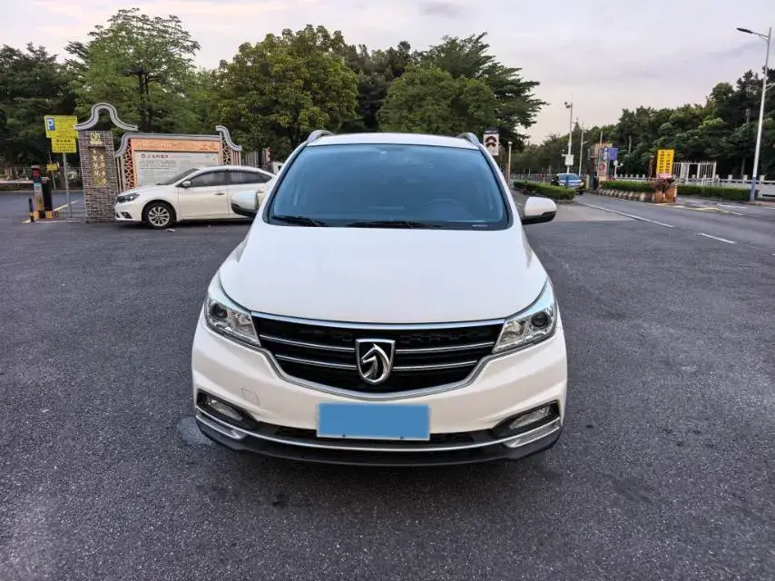 2019 BAOJUN 730 thumbnail 2