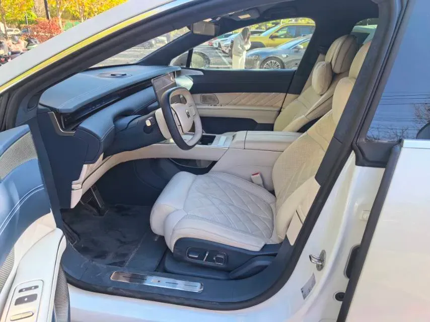 2025 NIO ET9 BEV,autocango,china used car exporter,china ev exporter,chinese used car exporter,chinese used ev exporter