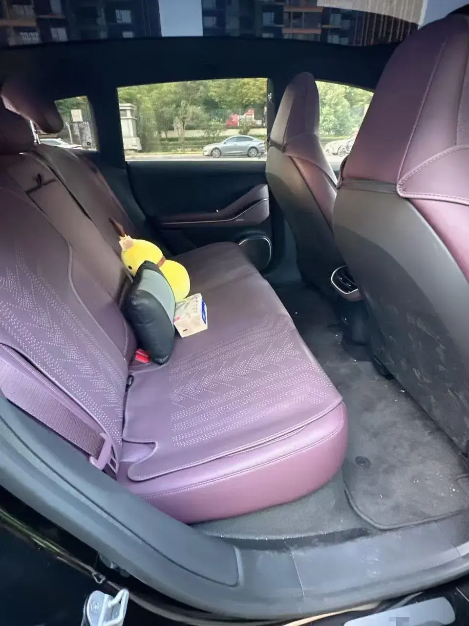 2025 NIO ET5T thumbnail 3