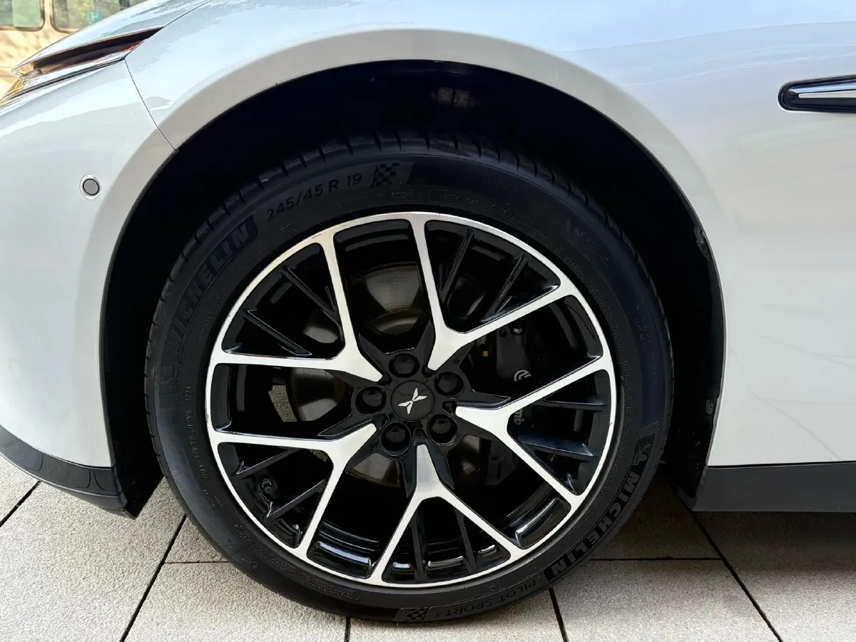 2023 Xpeng P7 BEV 86.2KWH,autocango,china used car exporter,china ev exporter,chinese used car exporter,chinese used ev exporter