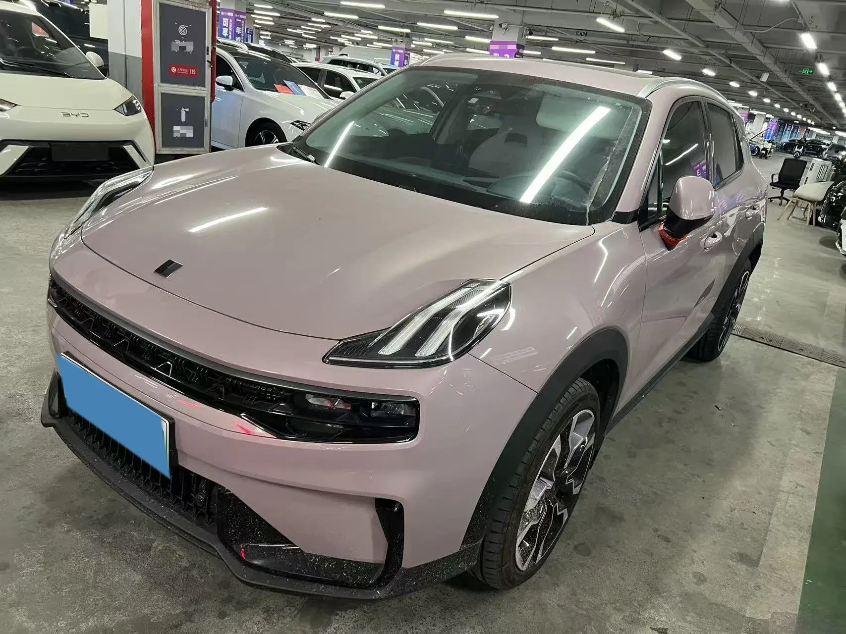 2023 LYNK&CO 06 view 1