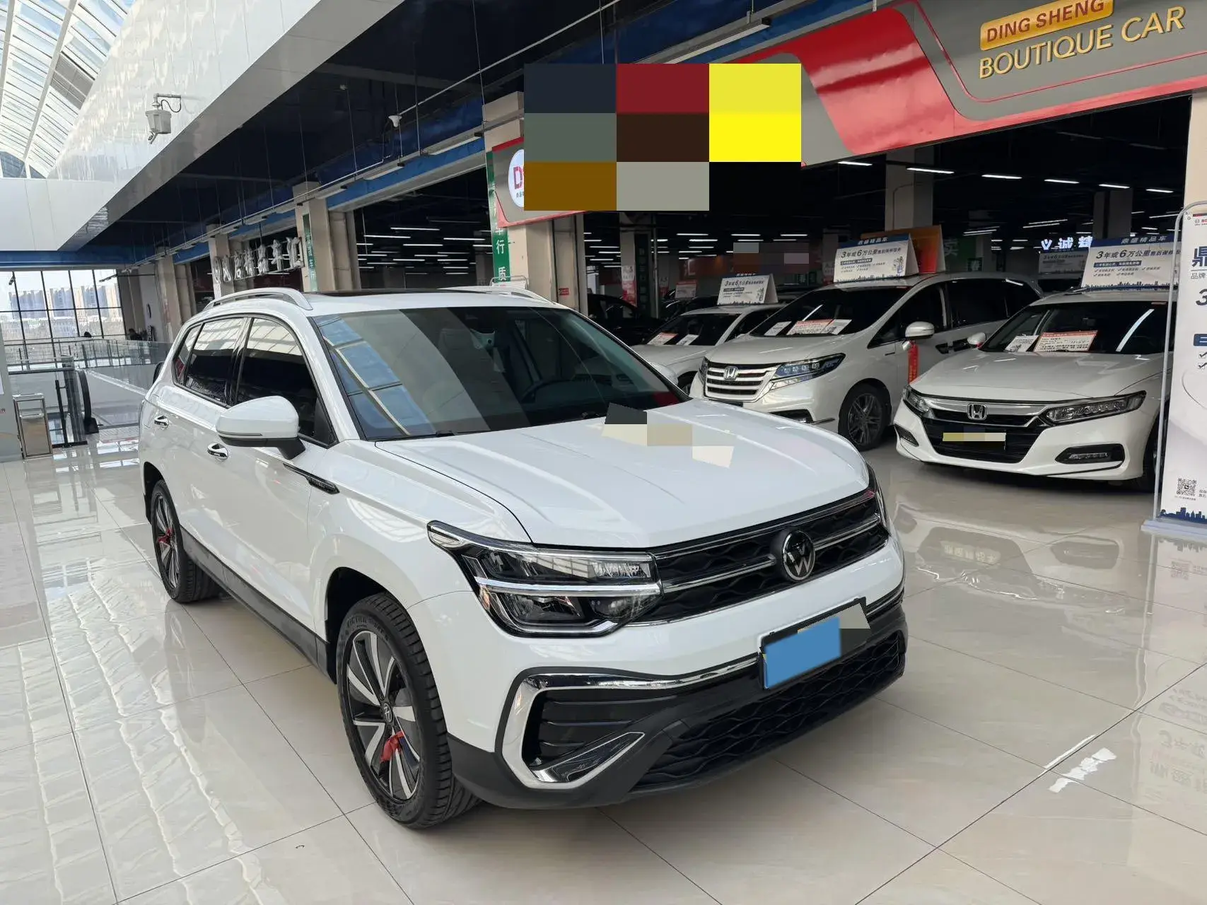 2023 VOLKSWAGEN THARU thumbnail 3