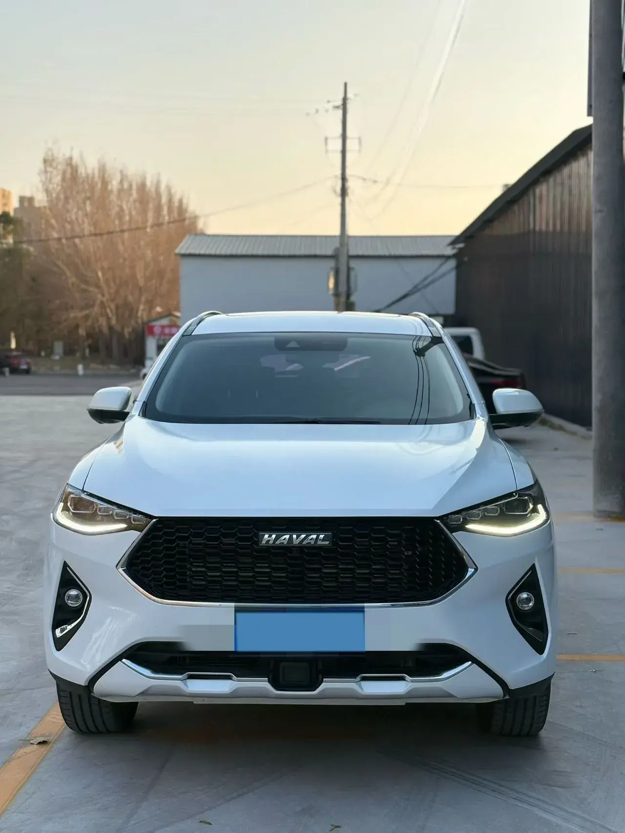 2019 HAVAL F7 thumbnail 2