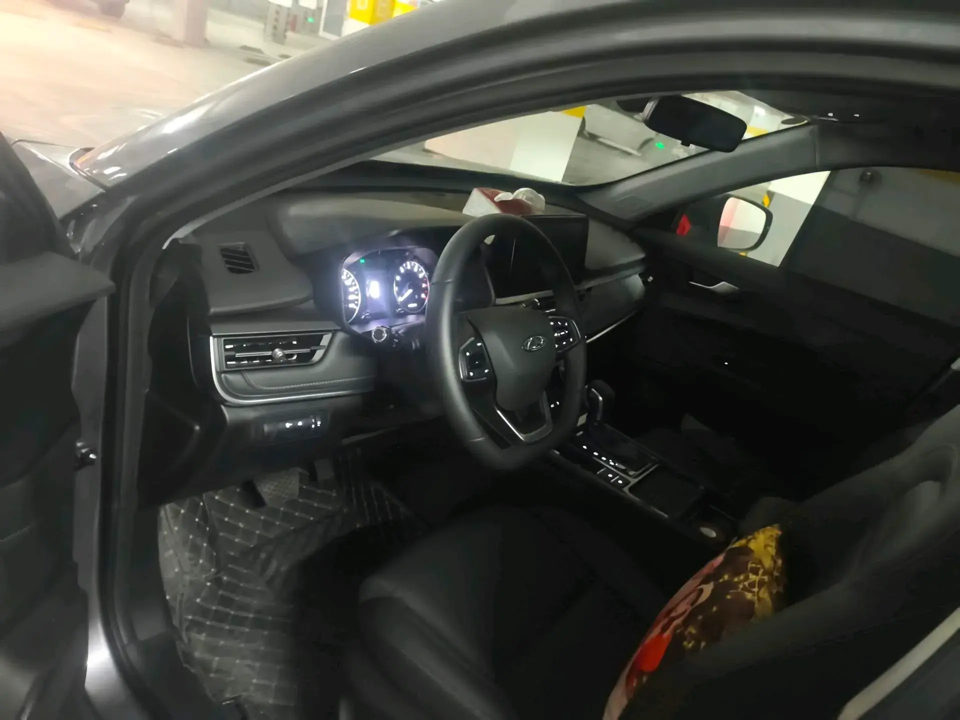 2025 CHERY TIGGO thumbnail 4