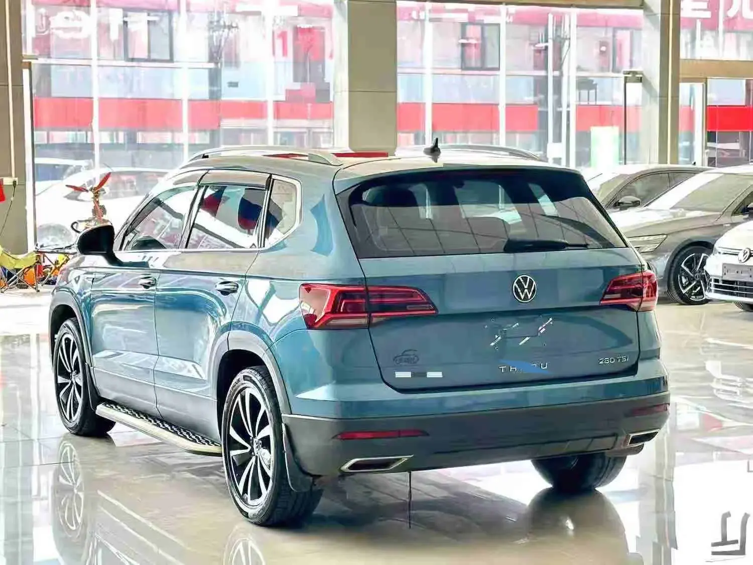 2021 VOLKSWAGEN THARU thumbnail 4