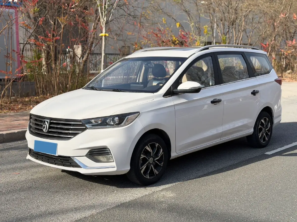 2019 BaoJun 360 1.5L 105HP L4 6MT