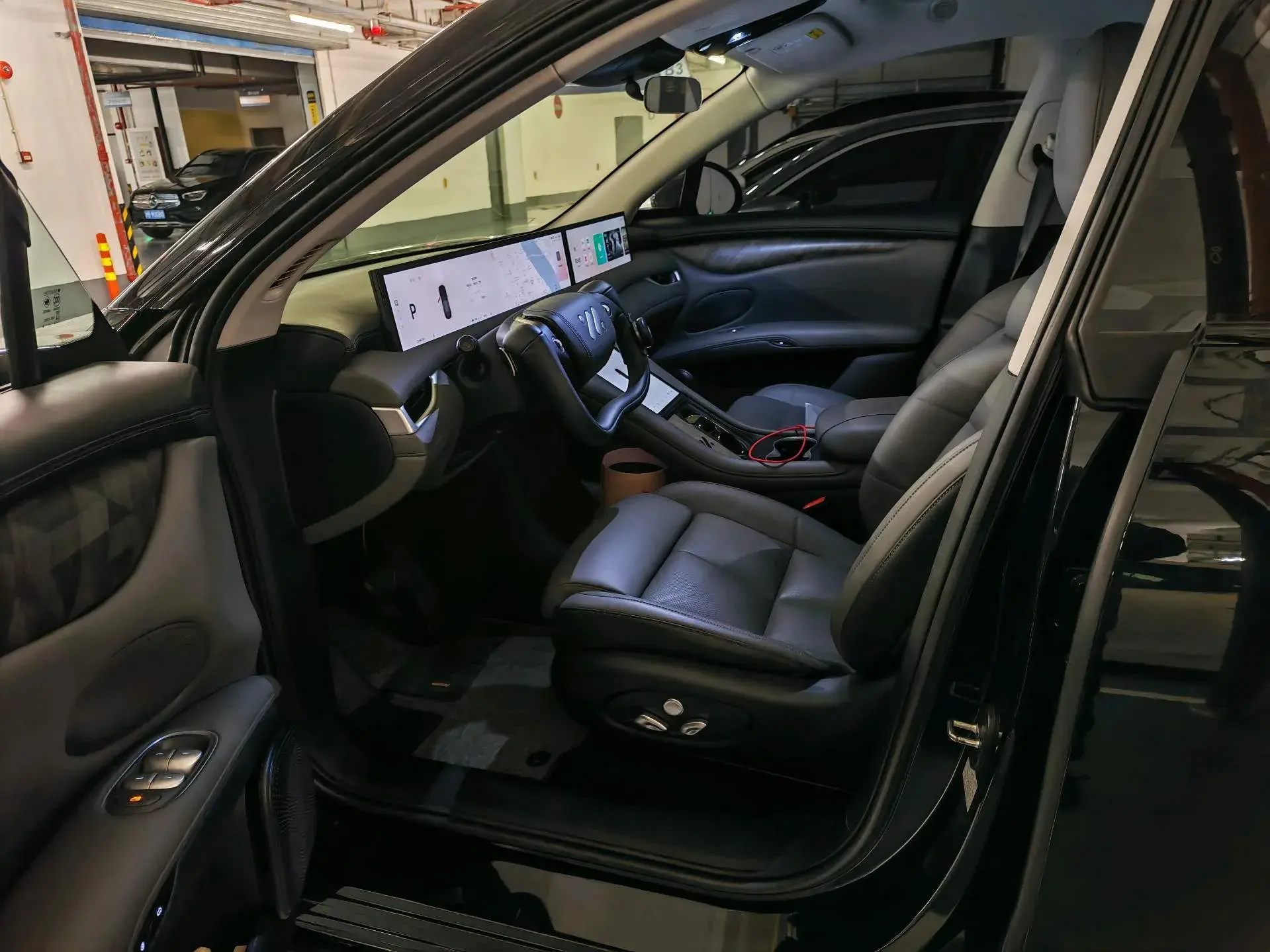 2023 IM LS6 thumbnail 3