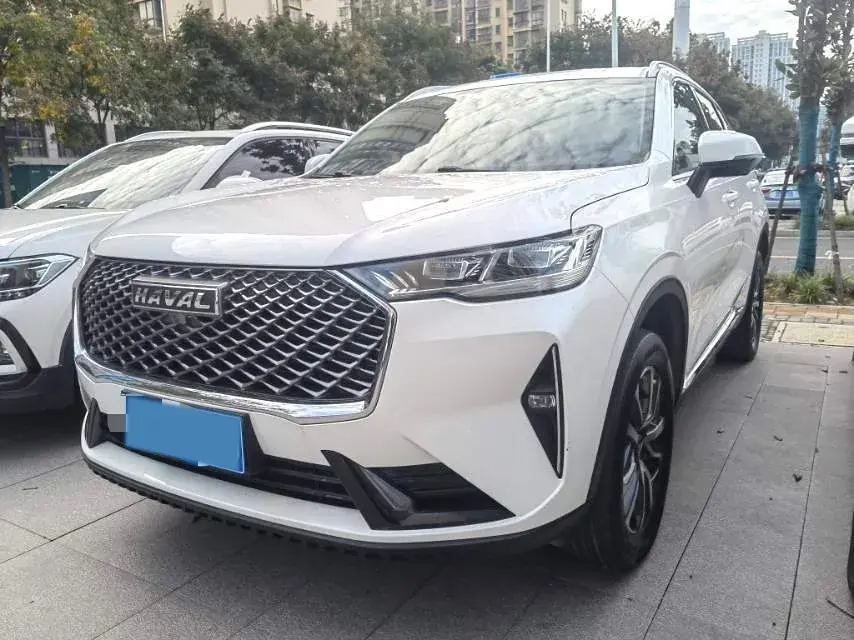 2021 HAVAL H6 view 1