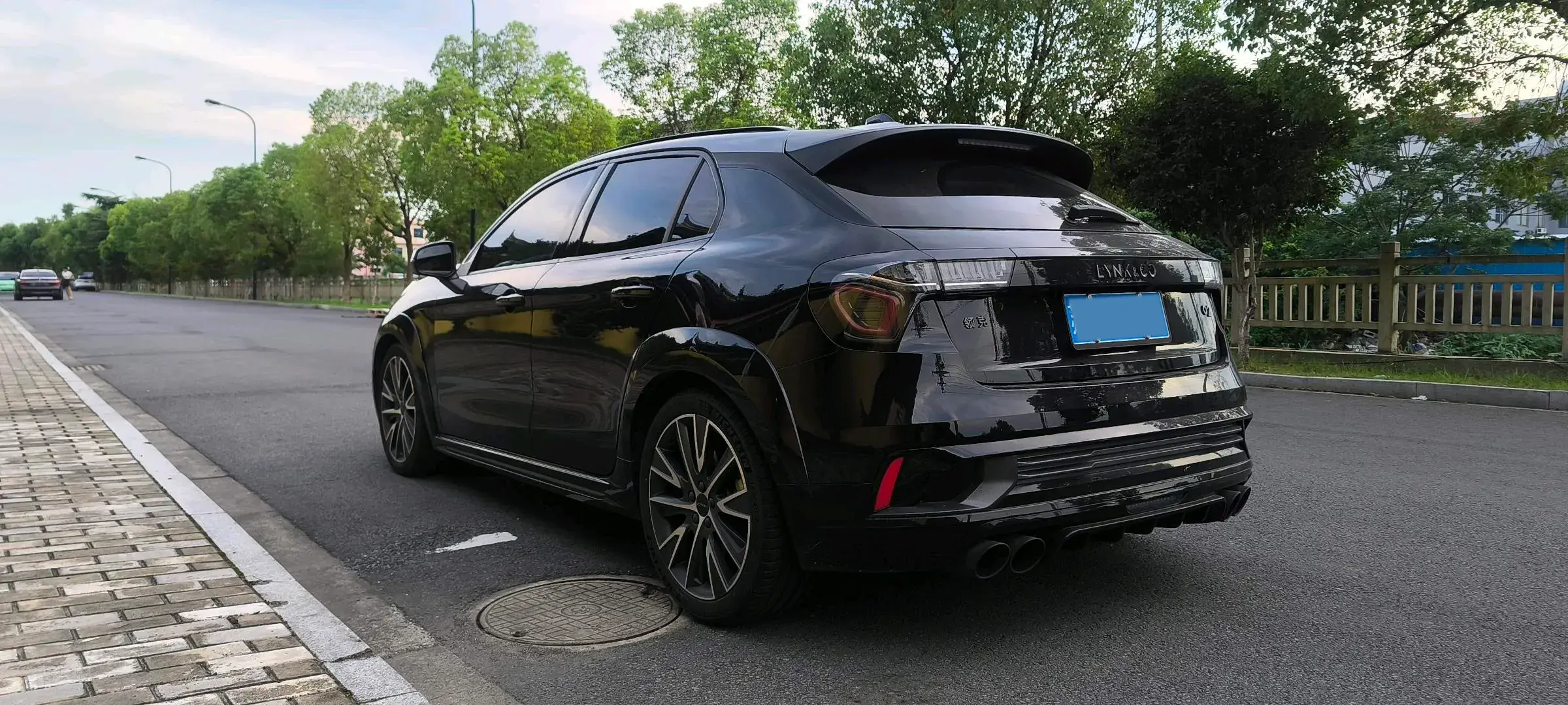 2021 LYNK&CO 02 thumbnail 3