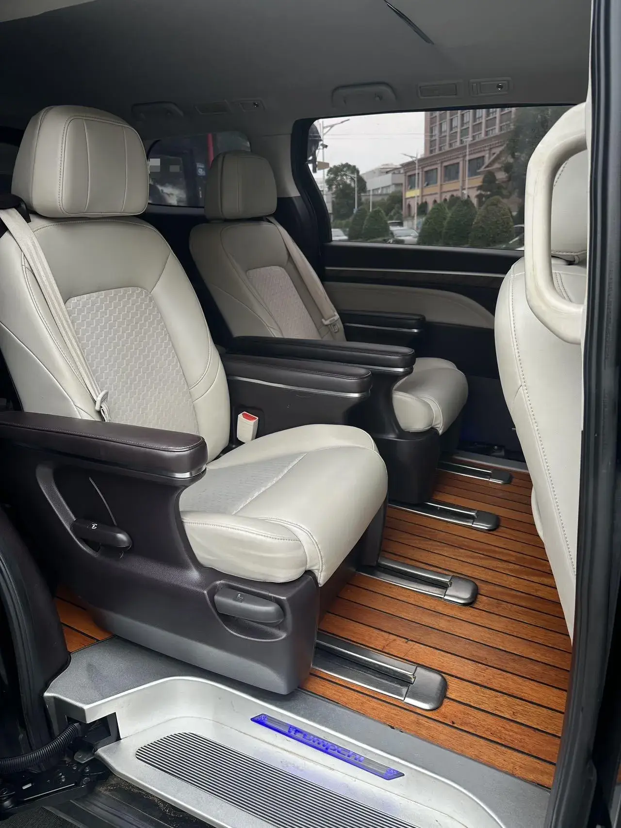 2023 GAC TRUMPCHI thumbnail 4