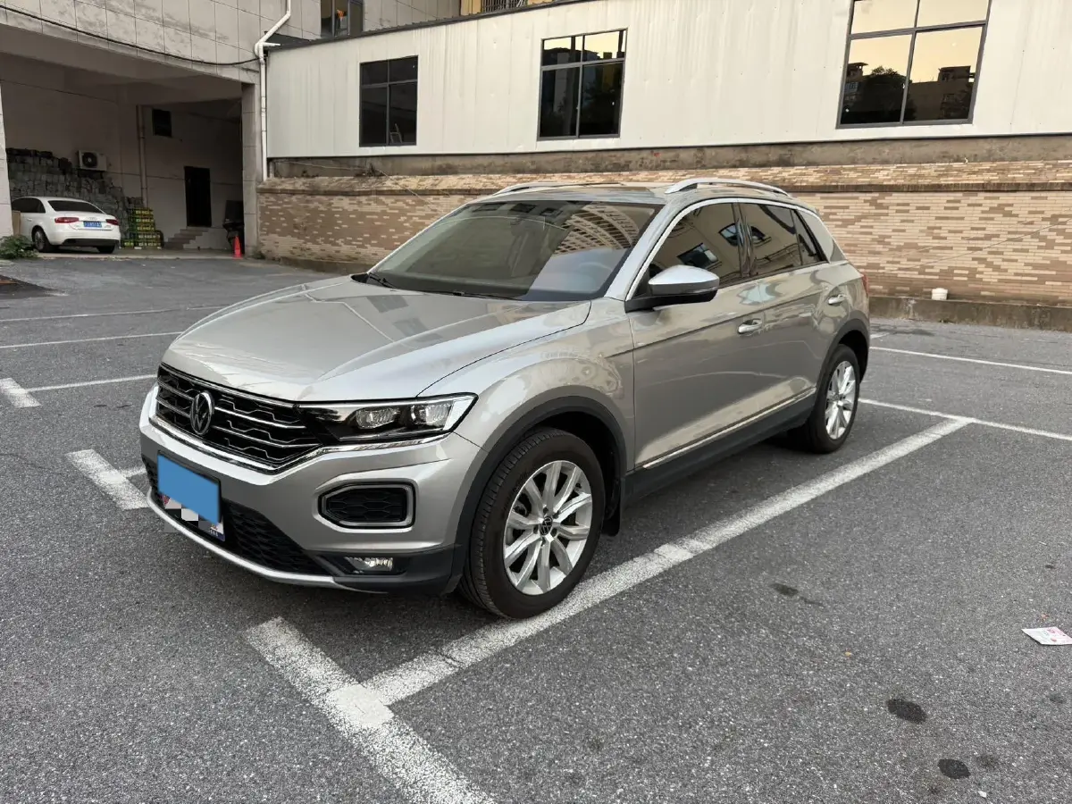 2021 Volkswagen T-Roc 1.4T 150HP L4 7DCT
