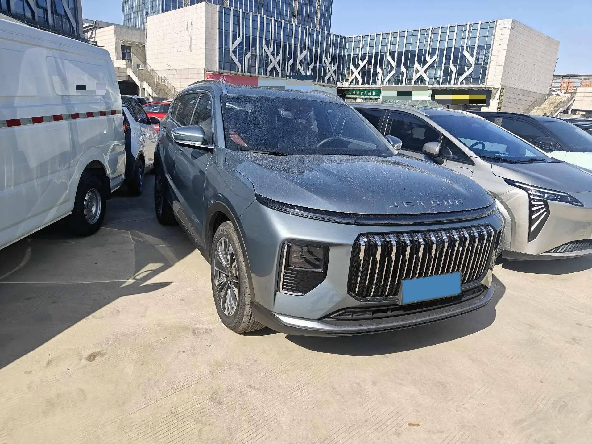 2023 JETOUR X70 thumbnail 3