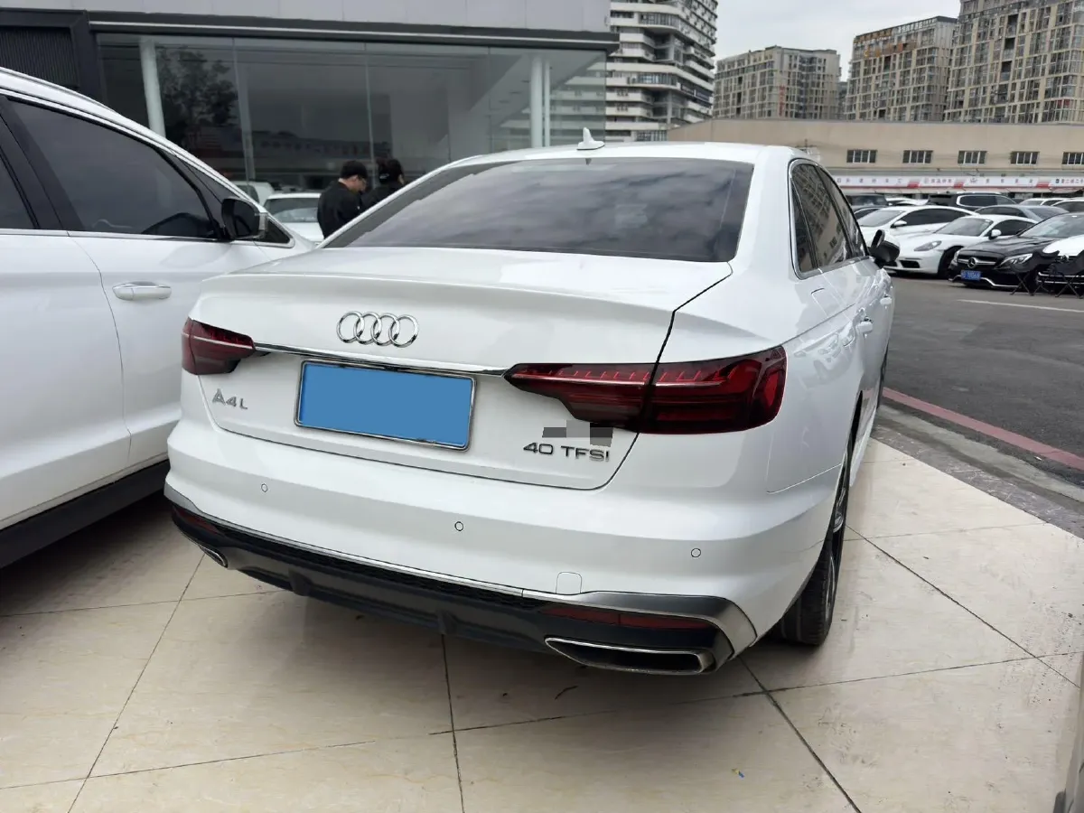 2020 Audi A4L 2.0T 150HP L4 7DCT,autocango,china used car exporter,china ev exporter,chinese used car exporter,chinese used ev exporter