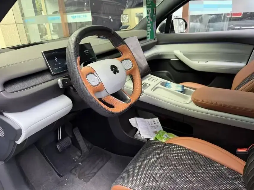 2024 NIO ES6 thumbnail 4