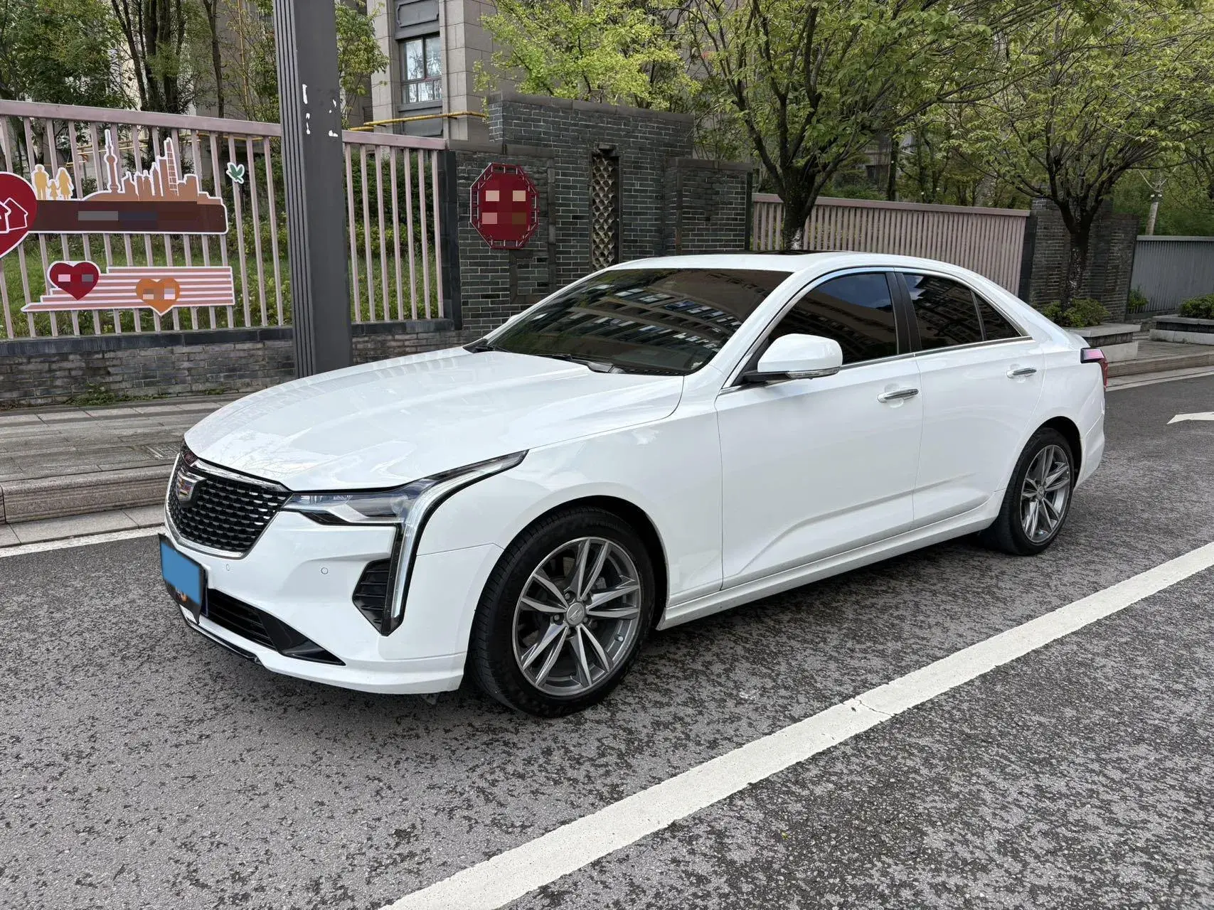 2021 CADILLAC CT4 view 1