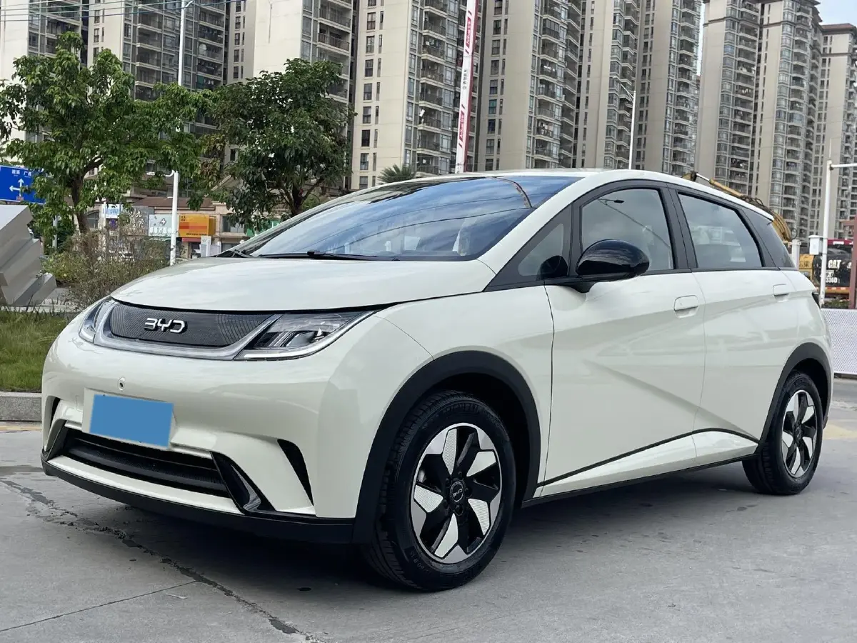 2025 BYD Dolphin BEV 44.928KWH