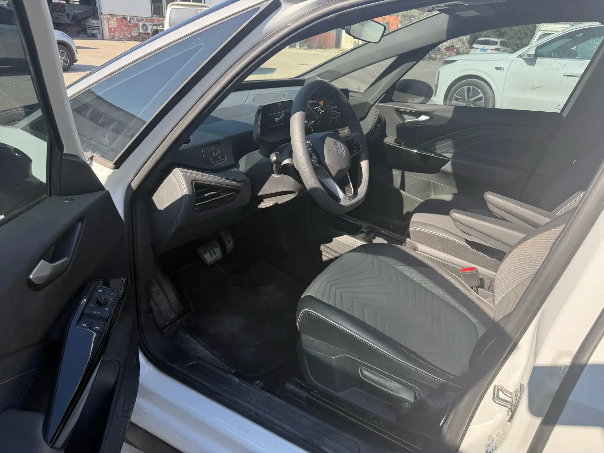 2023 VOLKSWAGEN ID.3 thumbnail 2