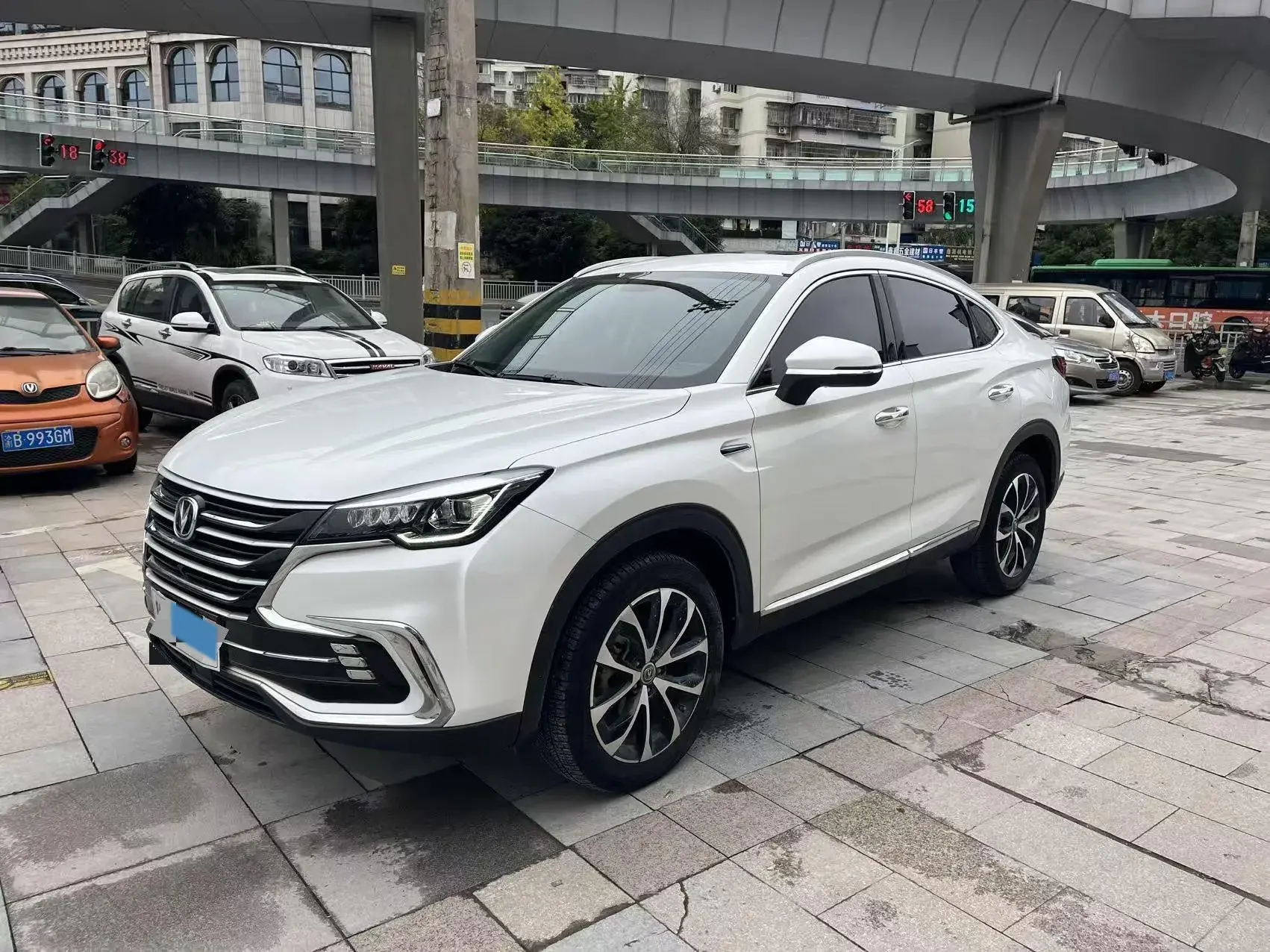 2019 CHANGAN CS85 view 1