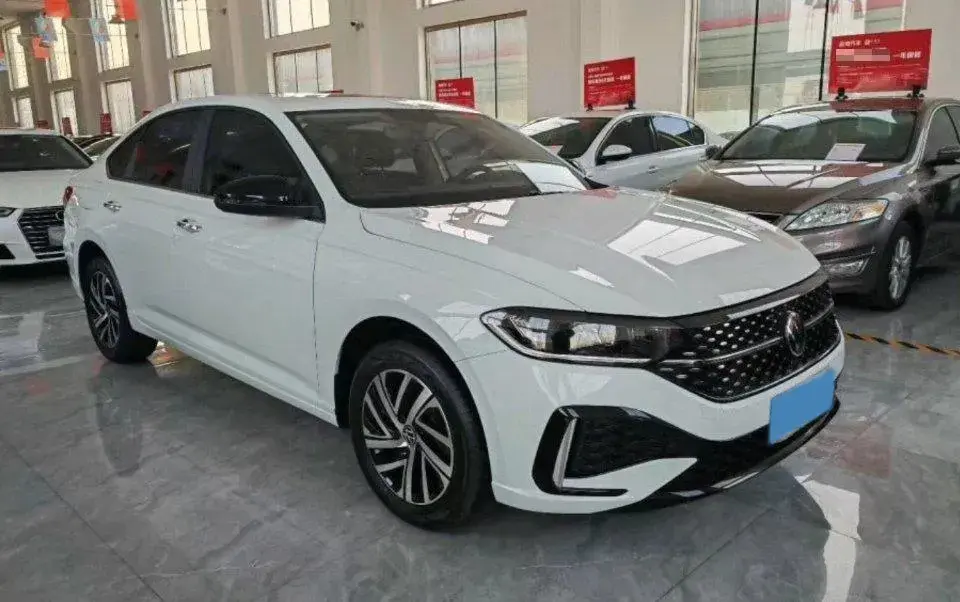 2023 VOLKSWAGEN LAVIDA thumbnail 4