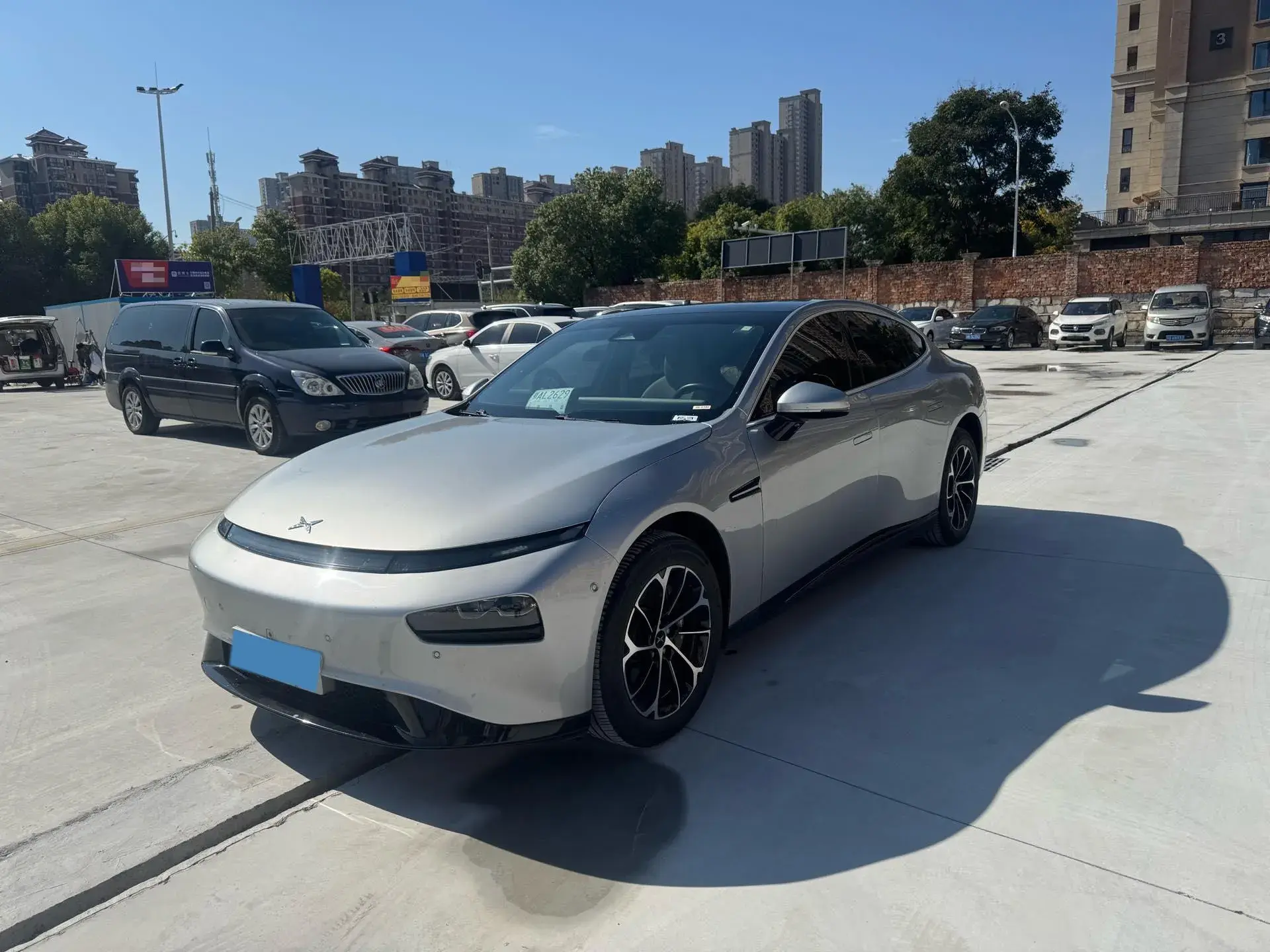 2020 XPENG P7 view 1