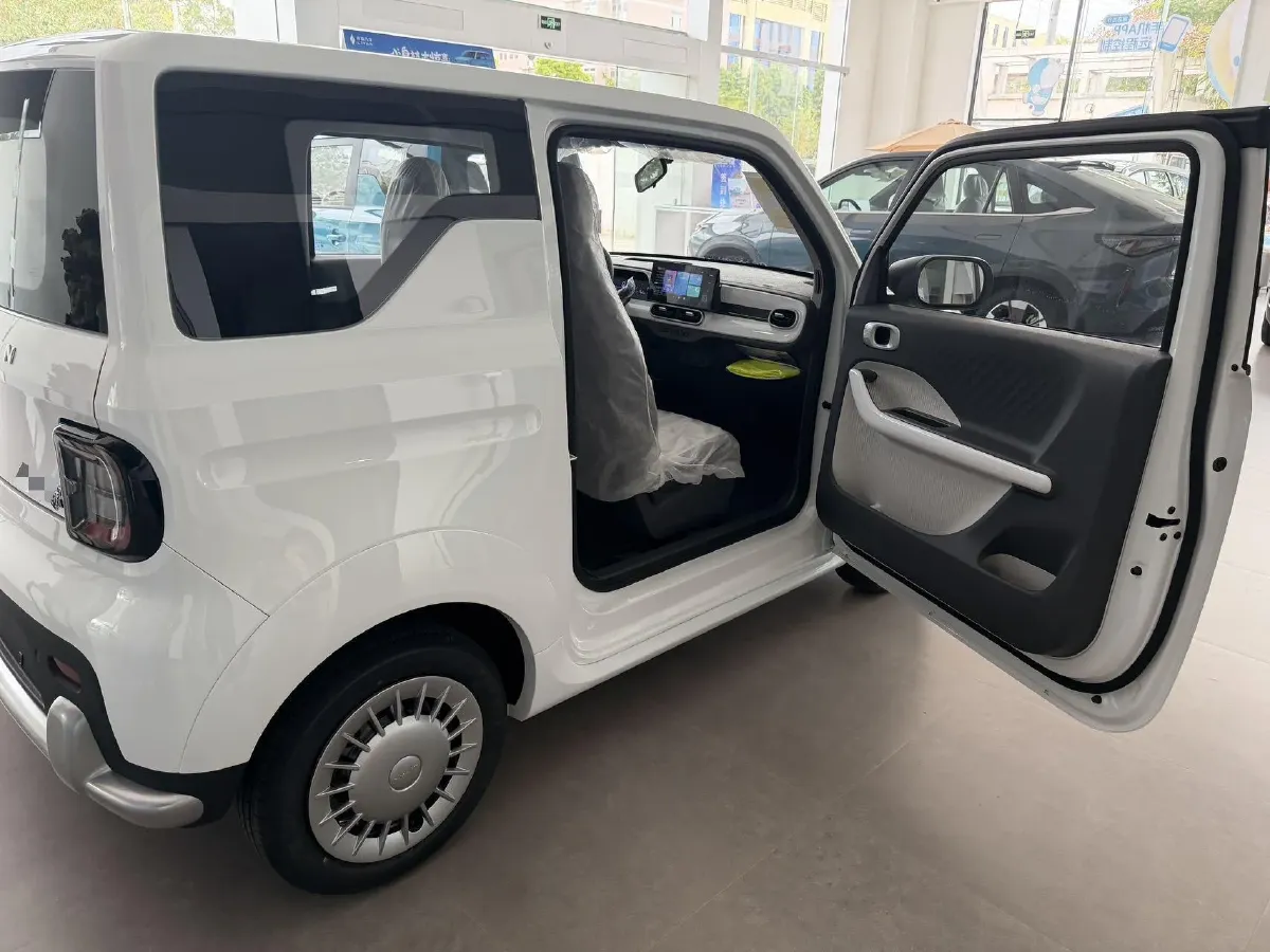 2025 Livan Lanqiqiu BEV,autocango,china used car exporter,china ev exporter,chinese used car exporter,chinese used ev exporter
