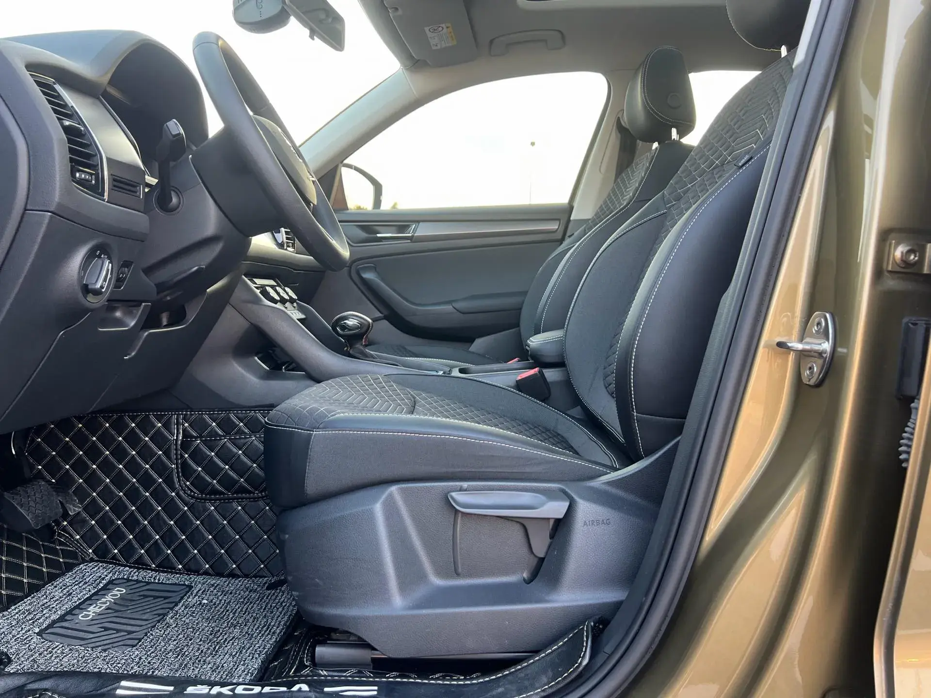 2018 SKODA KODIAK thumbnail 3
