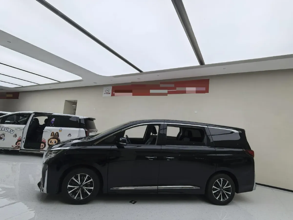 2021 GAC Trumpchi M8 2.0T 252HP L4 8AT,autocango,china used car exporter,china ev exporter,chinese used car exporter,chinese used ev exporter