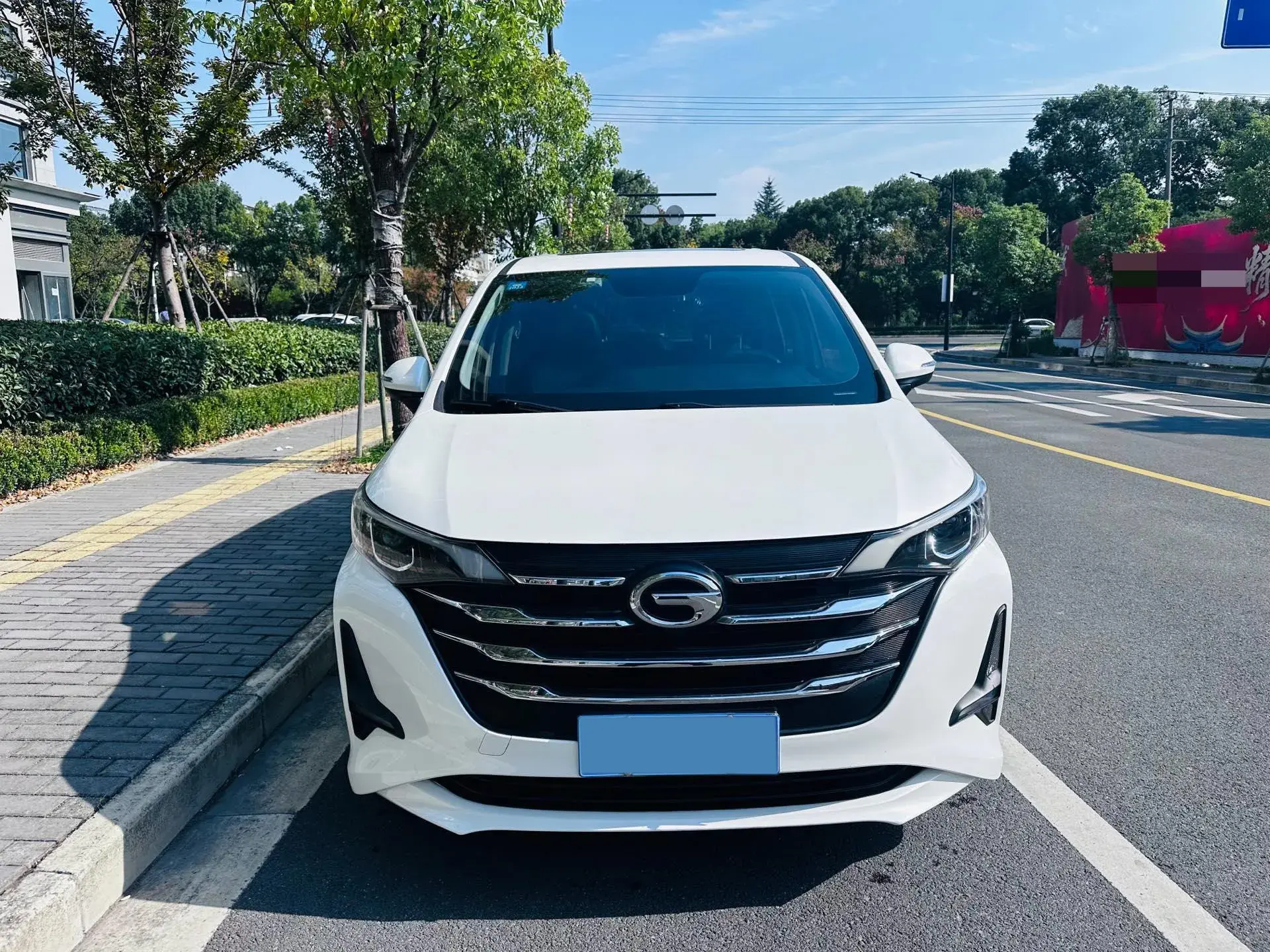 2021 GAC TRUMPCHI thumbnail 3