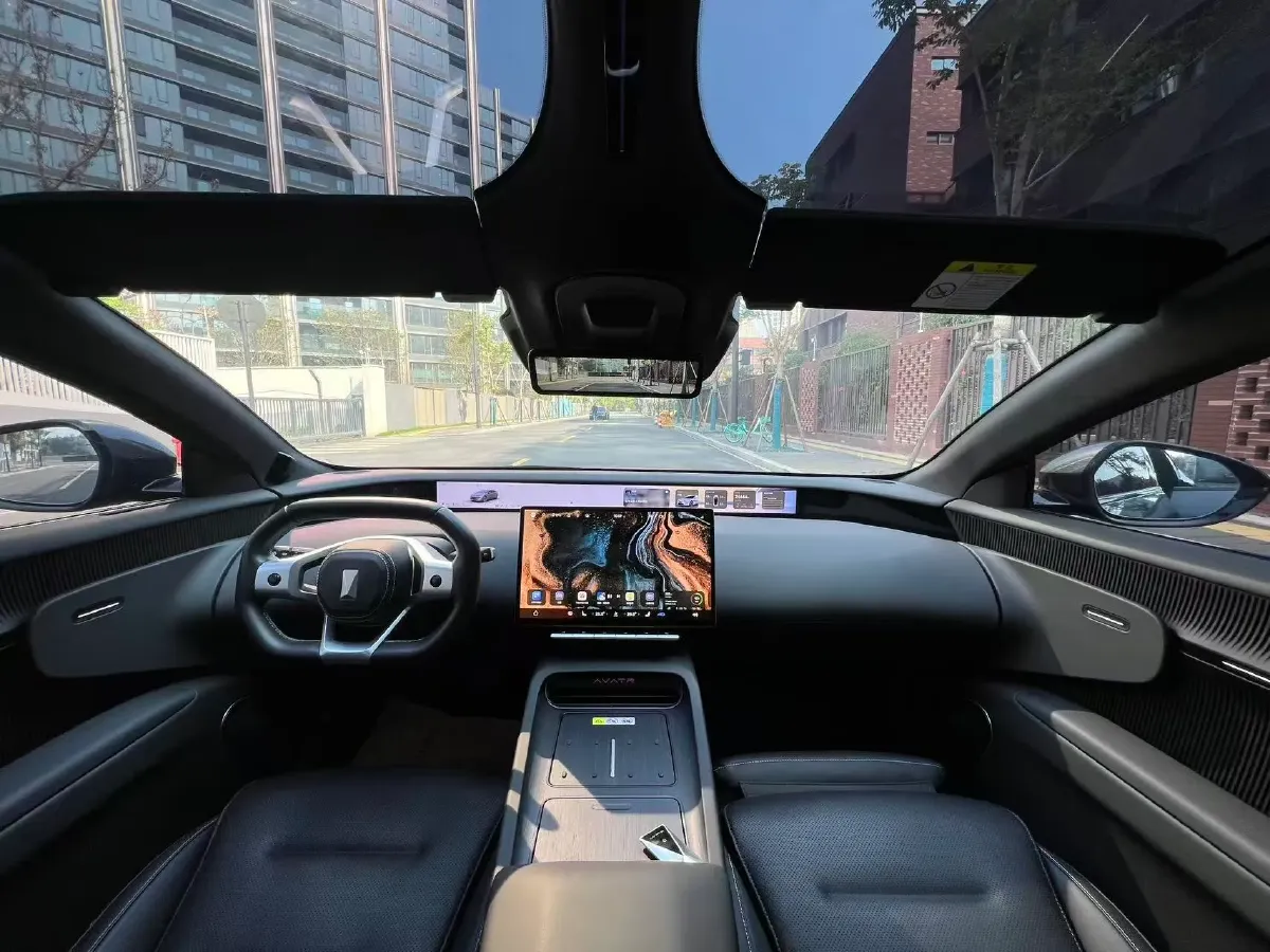 2025 Avatr 12 1.5T 156HP L4 REEV 39.05KWH,autocango,china used car exporter,china ev exporter,chinese used car exporter,chinese used ev exporter