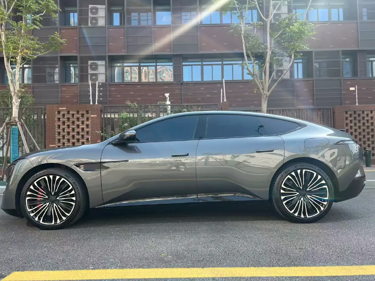 2025 Avatr 12 1.5T 156HP L4 REEV 39.05KWH,autocango,china used car exporter,china ev exporter,chinese used car exporter,chinese used ev exporter