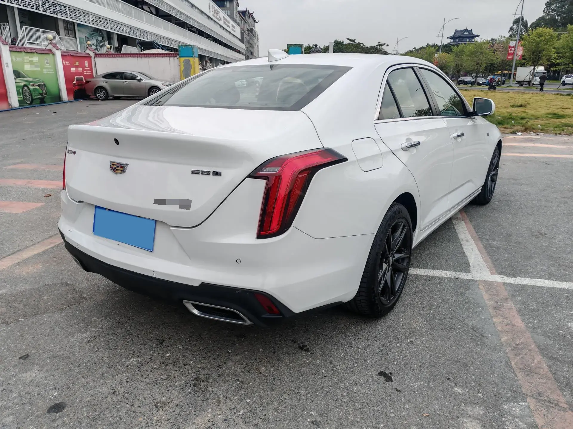 2022 CADILLAC CT4 thumbnail 4