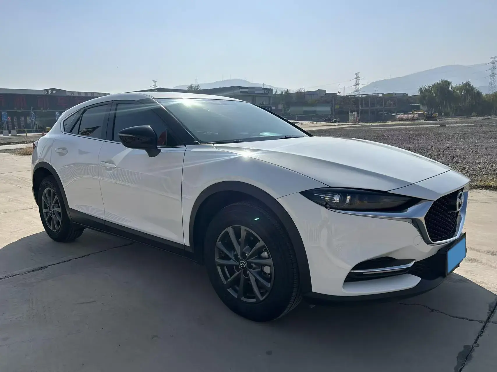 2020 MAZDA CX-4 thumbnail 3