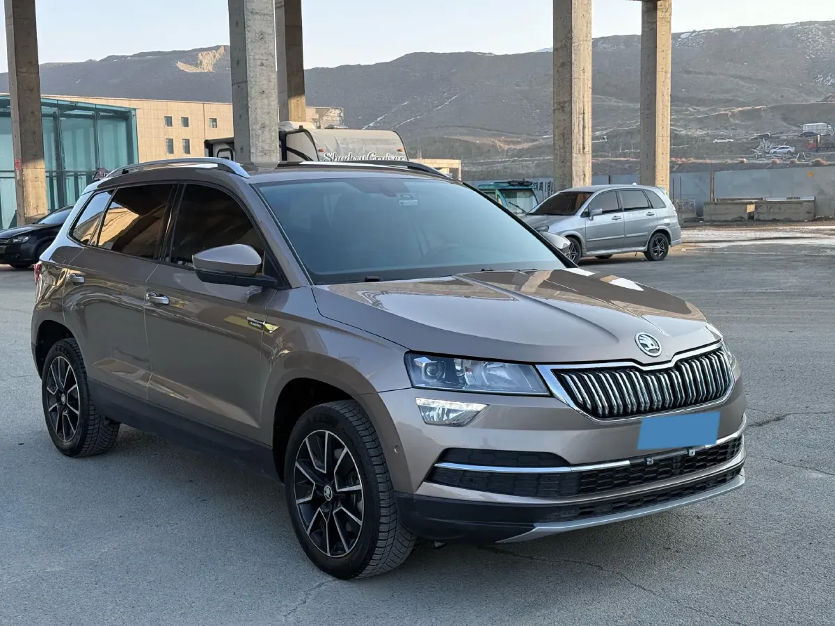 2019 Skoda Karoq 1.4T 150HP L4 7DCT,autocango,china used car exporter,china ev exporter,chinese used car exporter,chinese used ev exporter