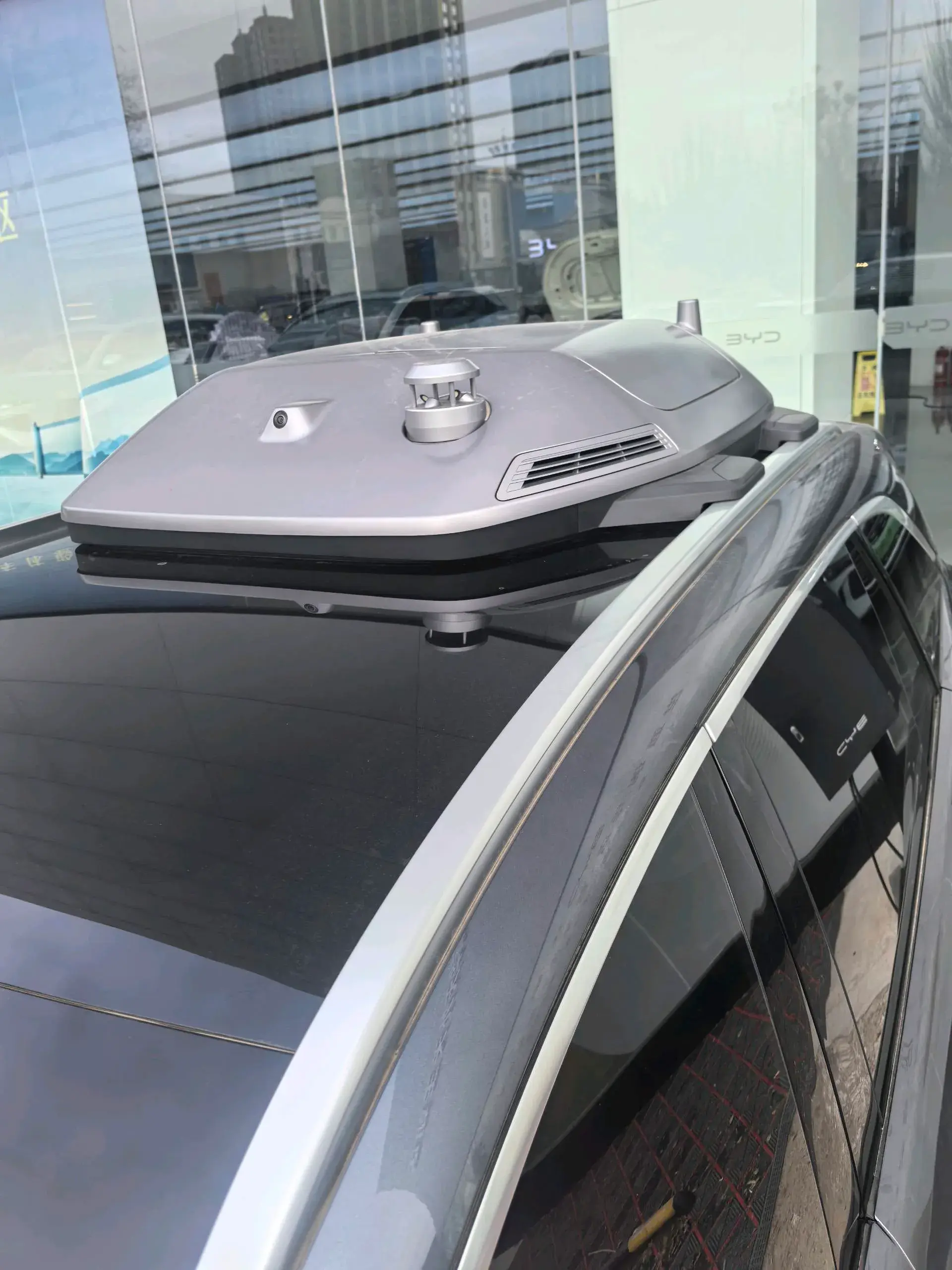 2025 BYD TANGL thumbnail 3