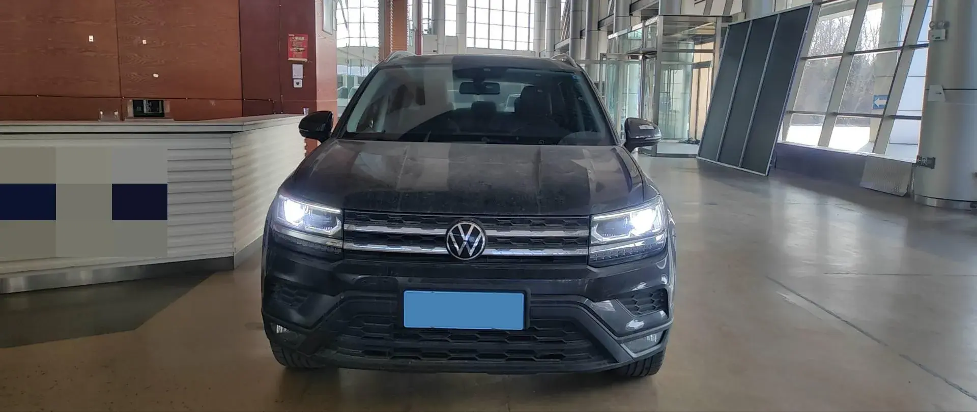 2021 VOLKSWAGEN THARU thumbnail 2