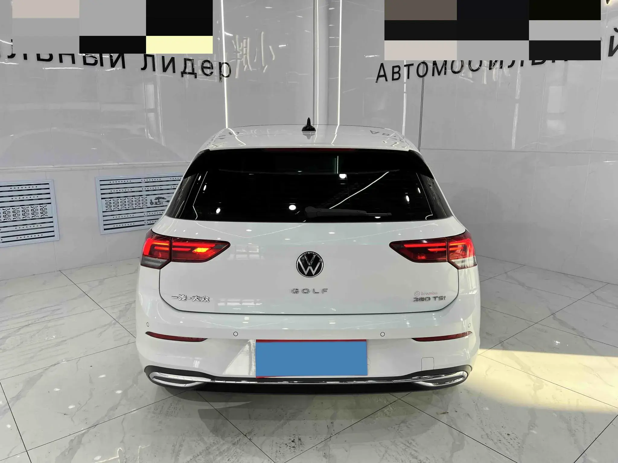 2021 VOLKSWAGEN GOLF thumbnail 3