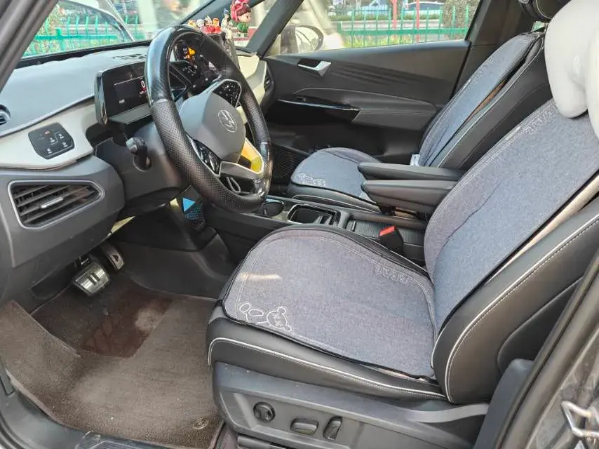 2023 VOLKSWAGEN ID.3 thumbnail 2