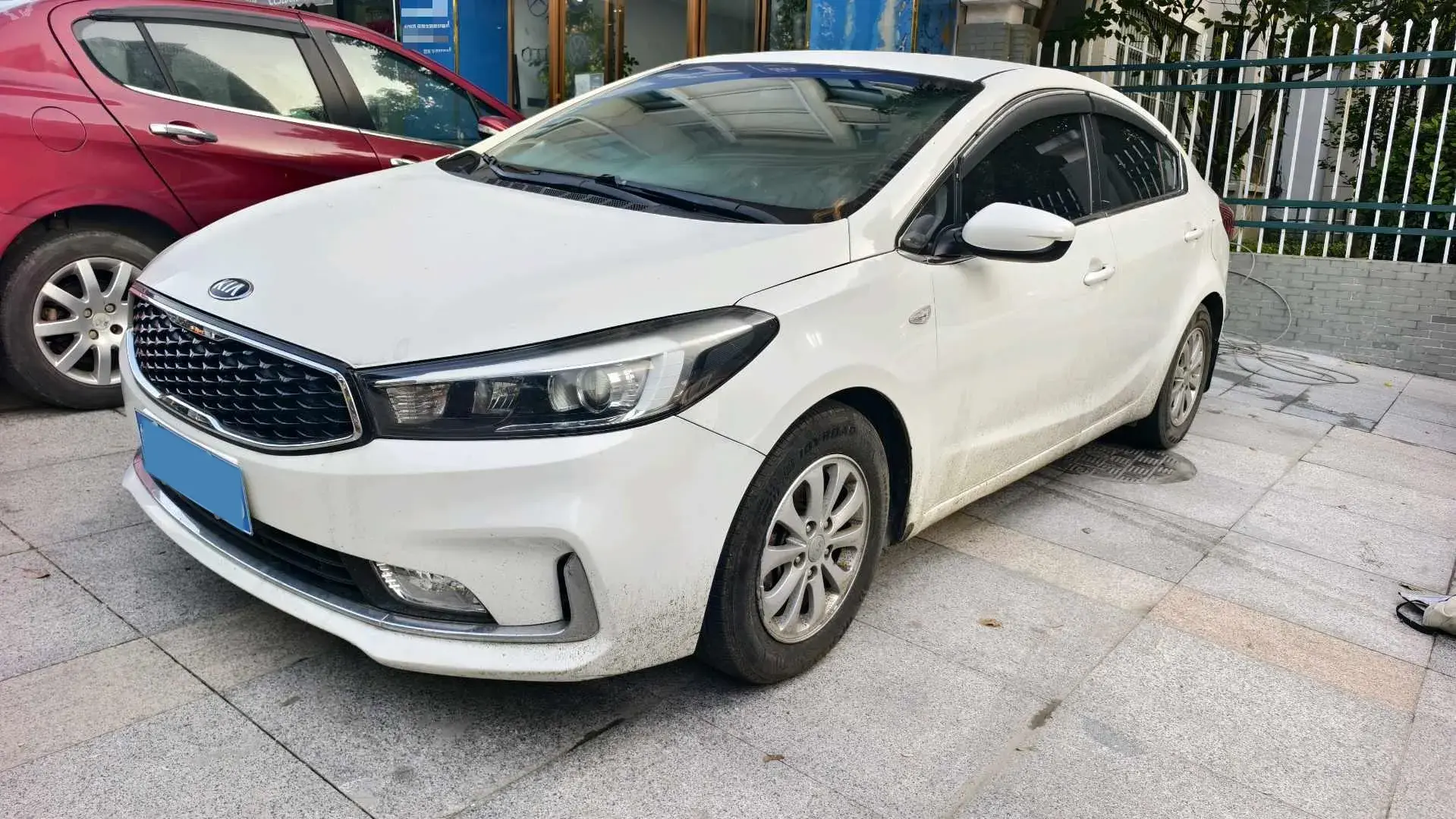 2016 KIA K3 view 1