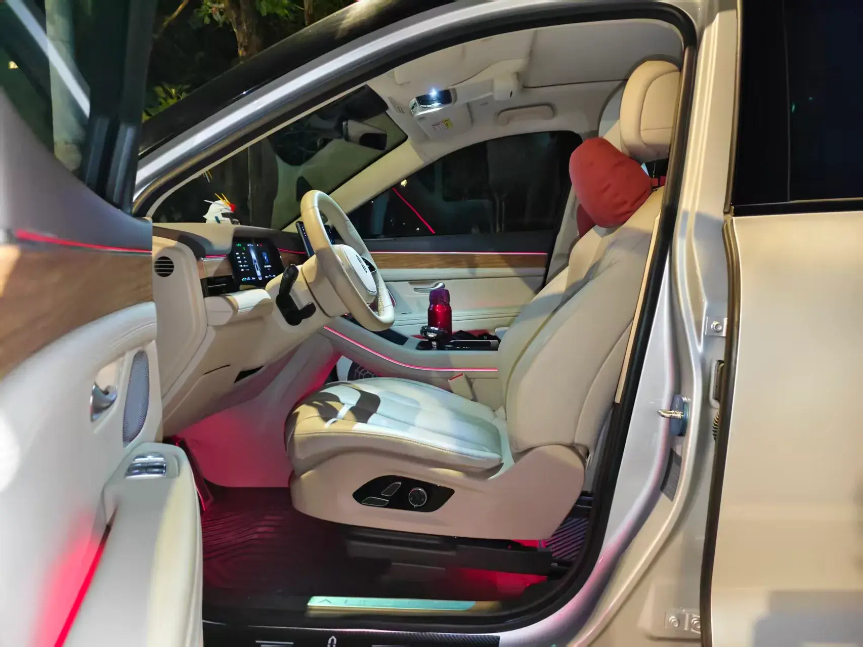 2024 AITO AITO thumbnail 2