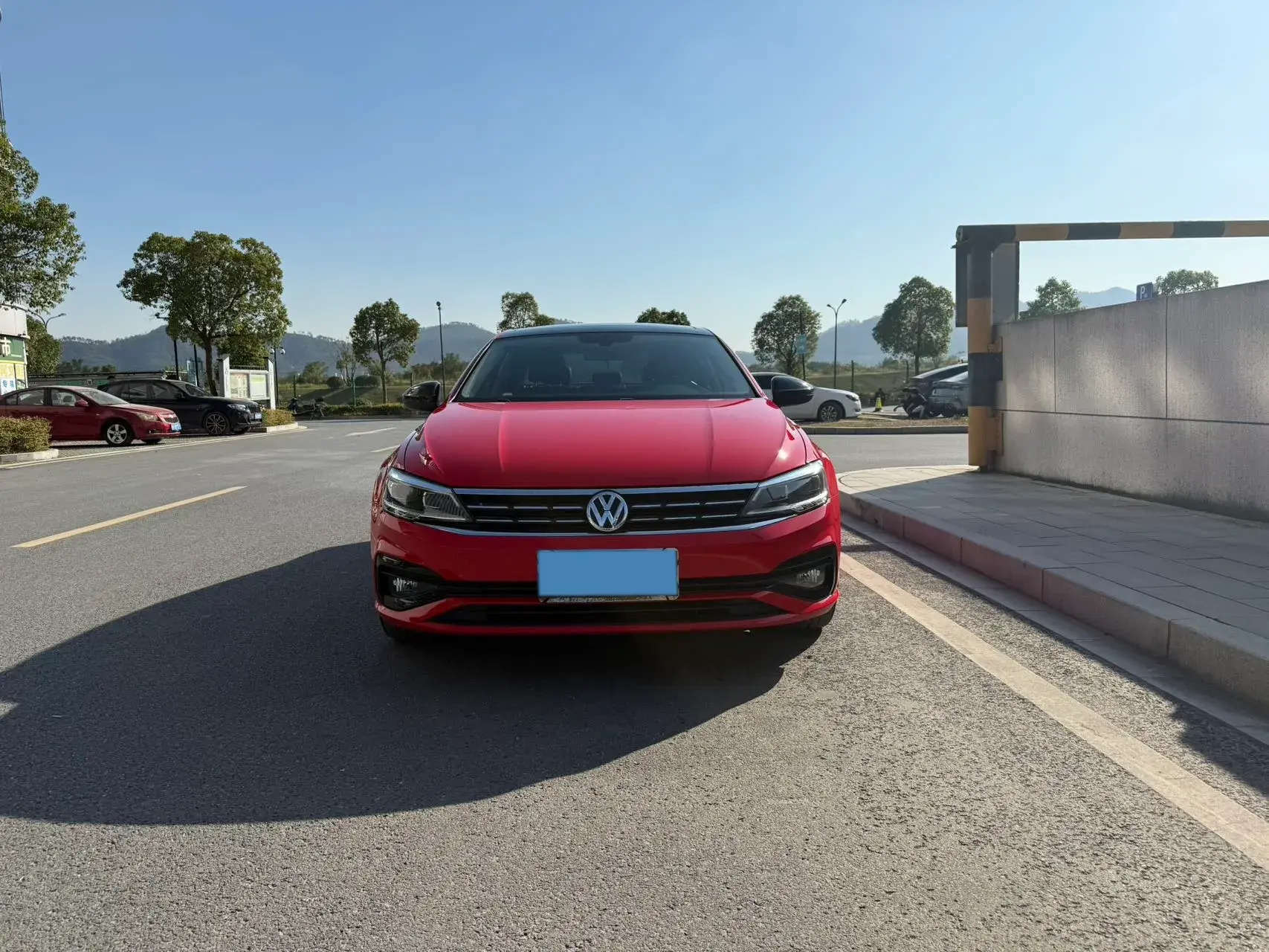 2019 VOLKSWAGEN LAMANDO thumbnail 2