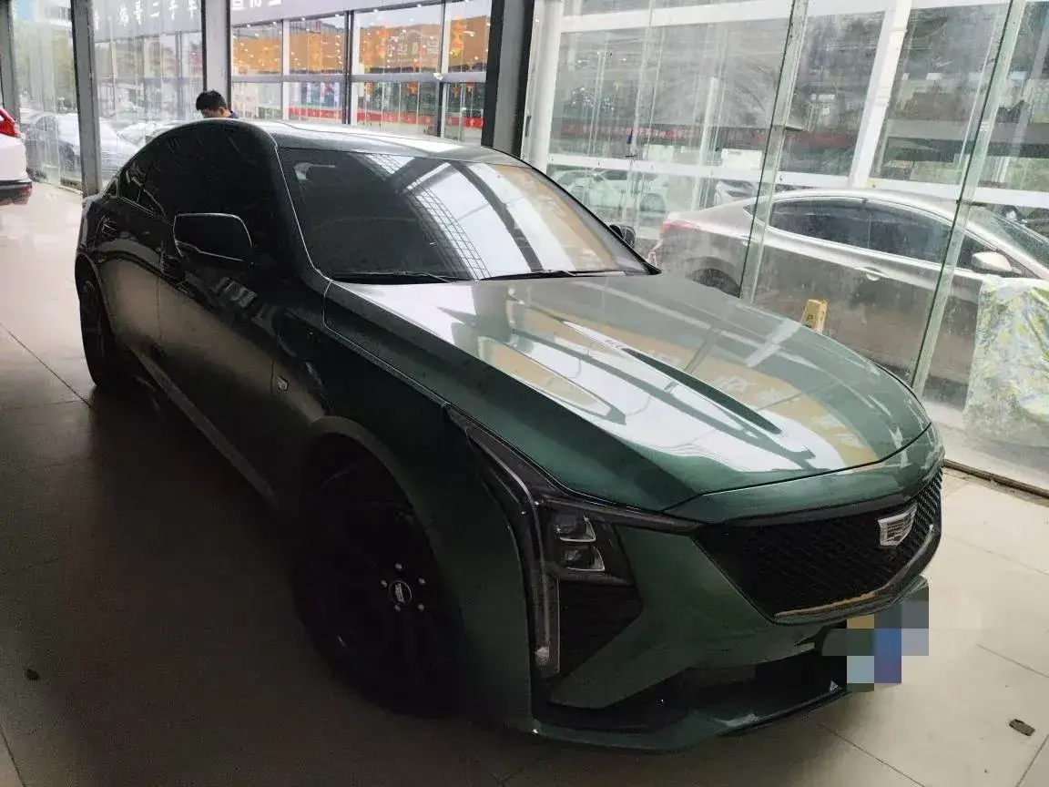 2025 CADILLAC CT5 thumbnail 4