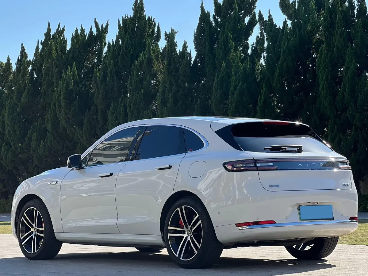 2025 AITO AITO M5 1.5T 152HP L4 REEV 42KWH,autocango,china used car exporter,china ev exporter,chinese used car exporter,chinese used ev exporter